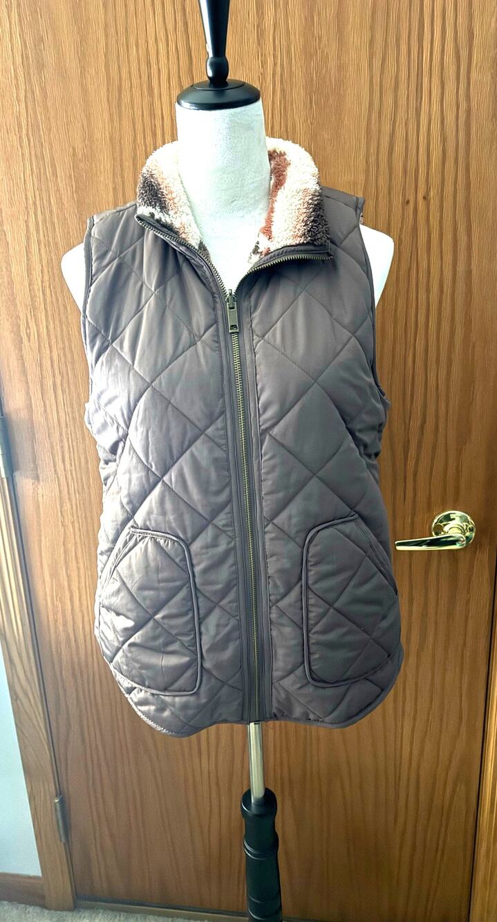 Purple Multicolor Reservable Vest Size Medium